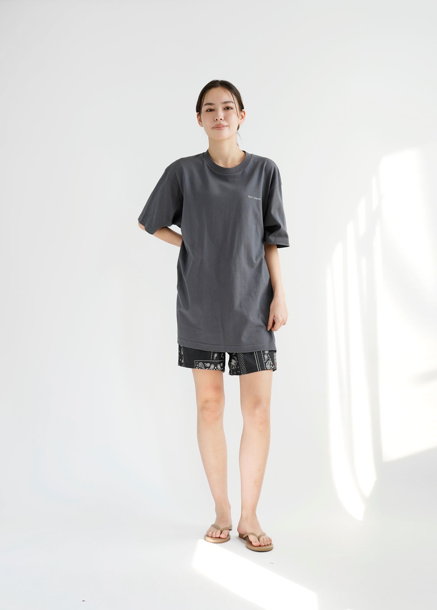 92050006 サウニアバックプリント Tシャツ デニム L