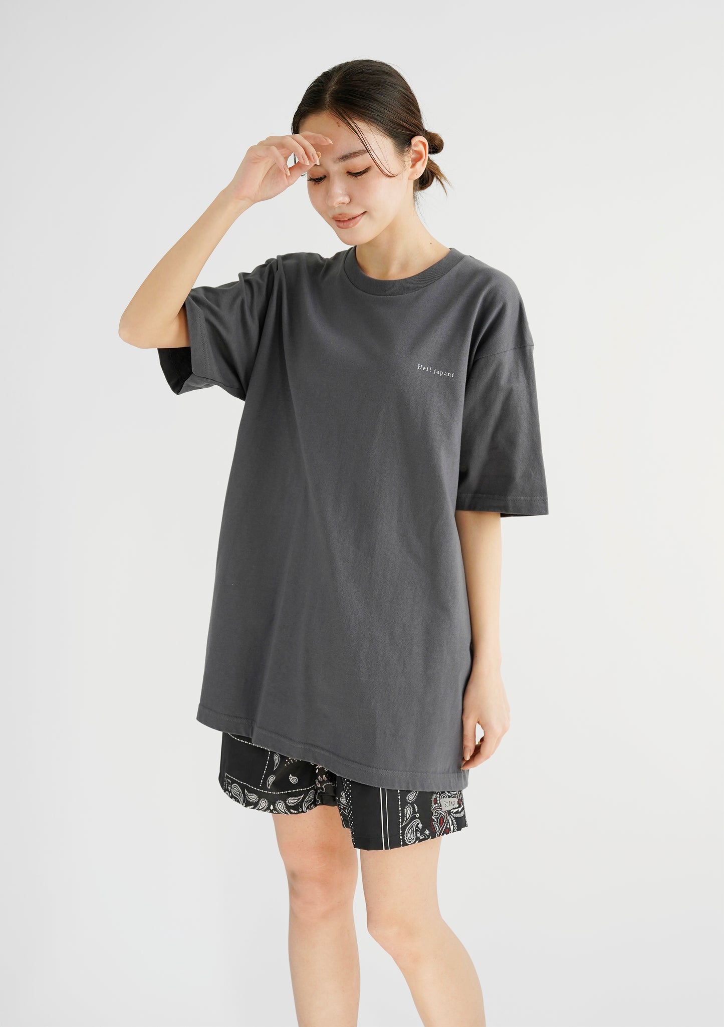92050006 サウニアバックプリント Tシャツ デニム L