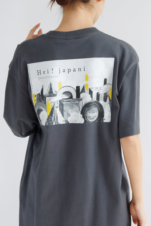 92050006 サウニアバックプリント Tシャツ デニム L