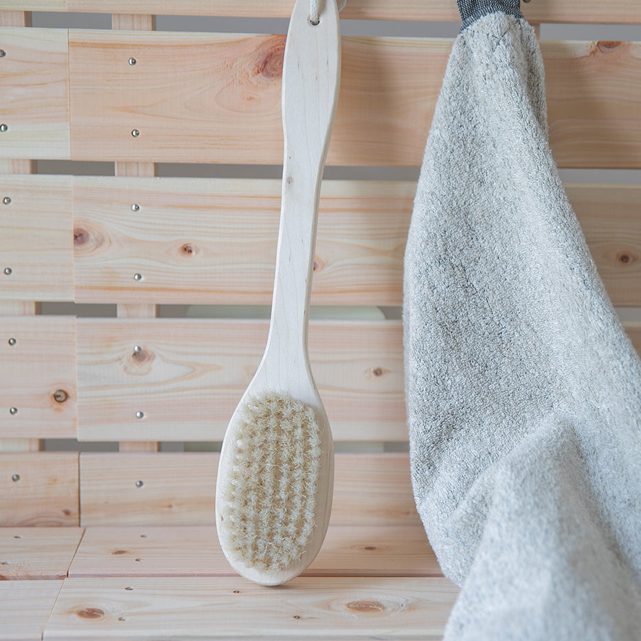 92004702 サウナ&バス ブラシ470 ナチュラル 39cm